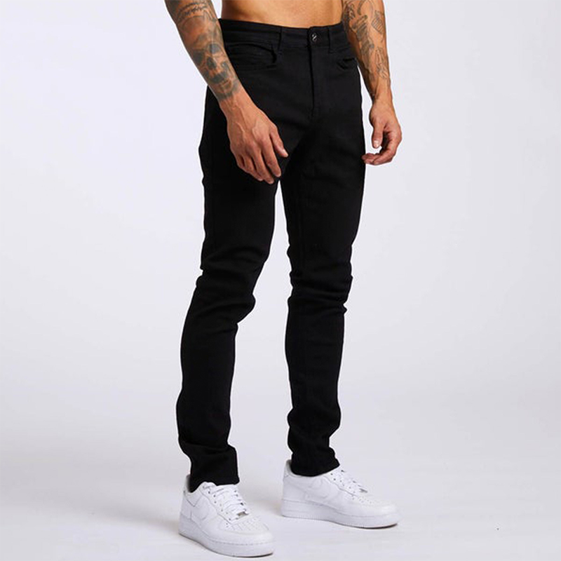 Herrenjeans mit hoher Dehnbarkeit