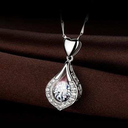 💧Funkelnde Herz-Tropfen-Halskette ✅ Beweglicher Stein & eleganter Glanz | Raffiniertes Geschenk 💞 – HEUTE 50 % RABATT 🔥