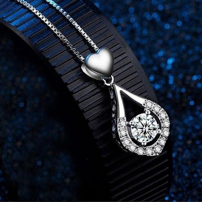 💧Funkelnde Herz-Tropfen-Halskette ✅ Beweglicher Stein & eleganter Glanz | Raffiniertes Geschenk 💞 – HEUTE 50 % RABATT 🔥