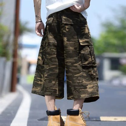 Unisex-Cargoshorts mit weitem Bein und Camouflage-Muster