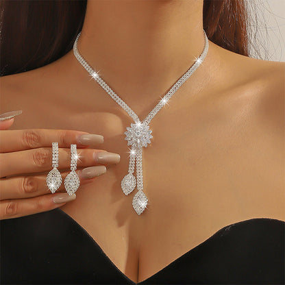 🌼 Heute -50 %! 🌸 Damen Zirkon-Blumen Schmuckset